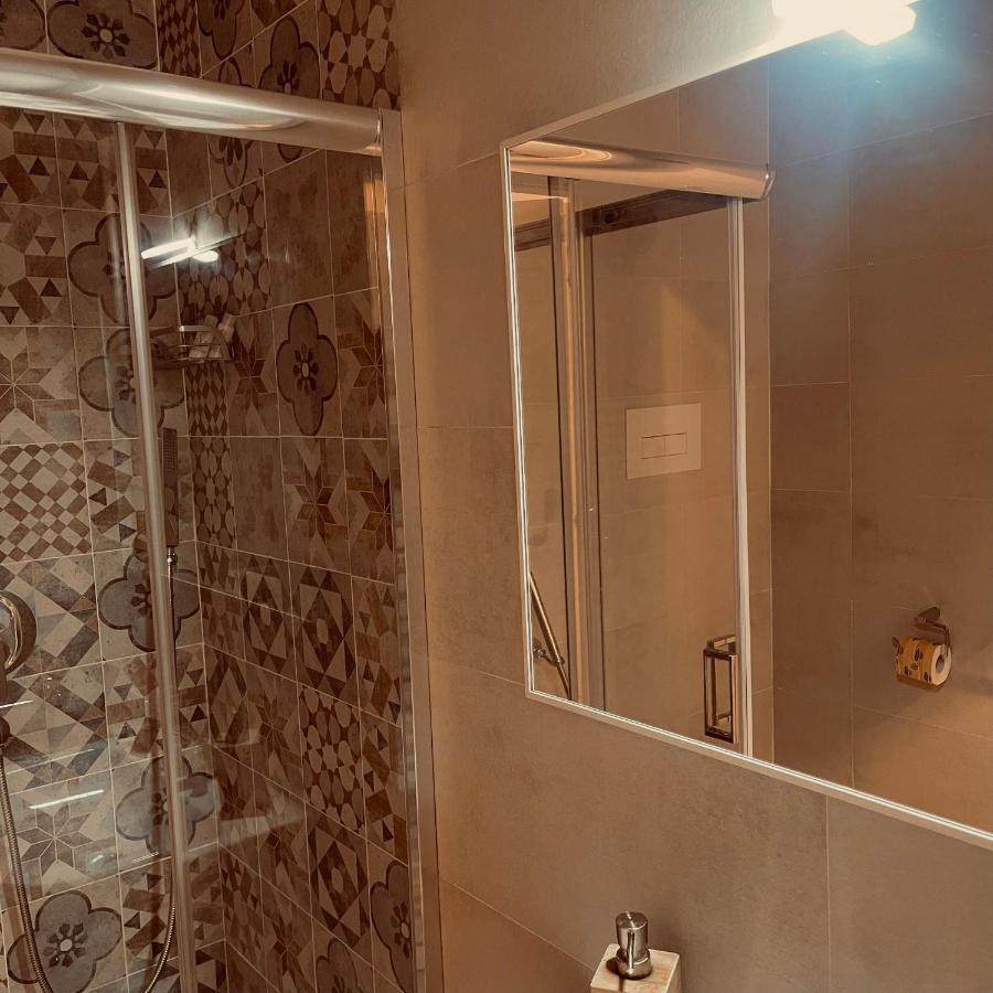 B&B Bovio Square XIV Napoli Ngoại thất bức ảnh