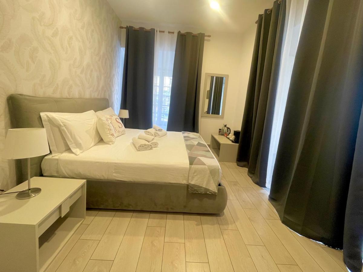 B&B Bovio Square XIV Napoli Ngoại thất bức ảnh